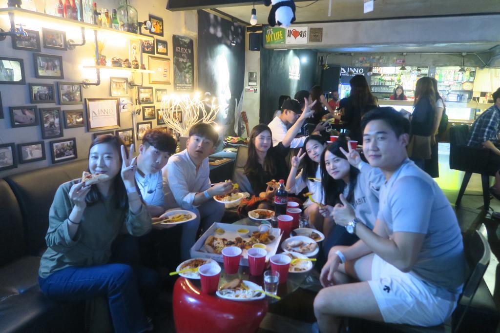 Inno Hostel & Pub Lounge Hongdae Seul Esterno foto